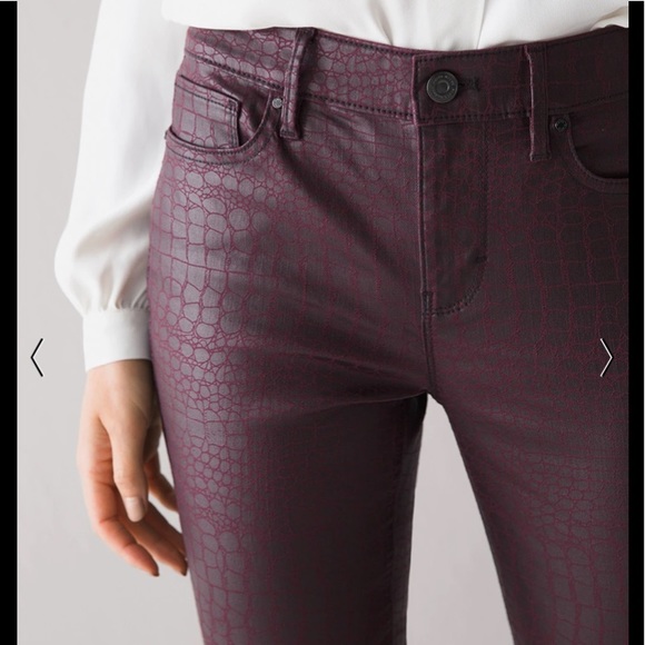 WHBM Mid-Rise Coated Croc Skinny Jeans - Picture 9 of 11